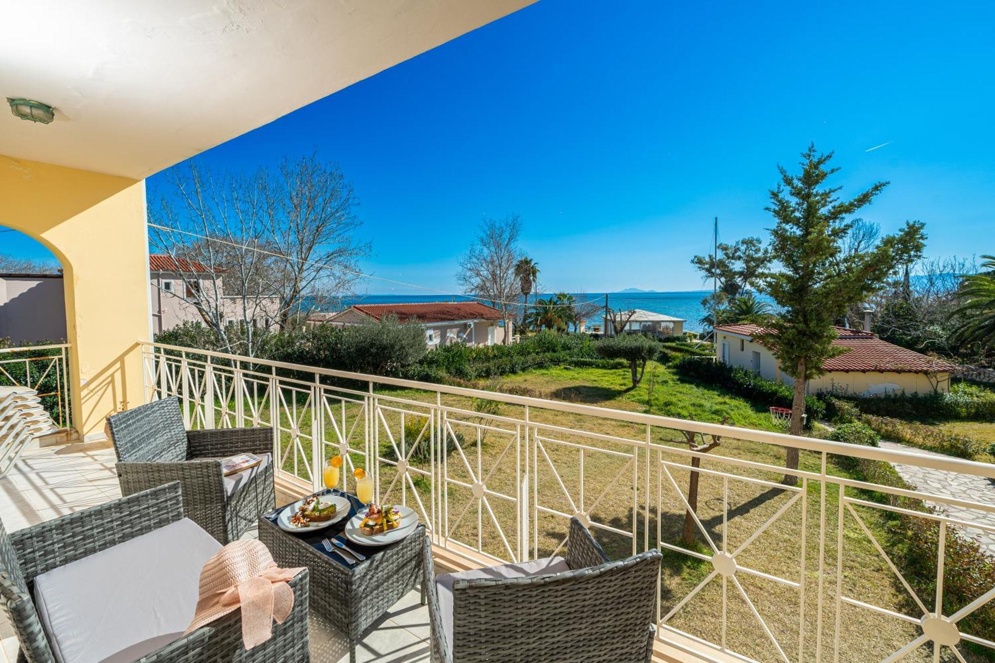 Southbank Seafront Apartments Katelios Bagian luar foto