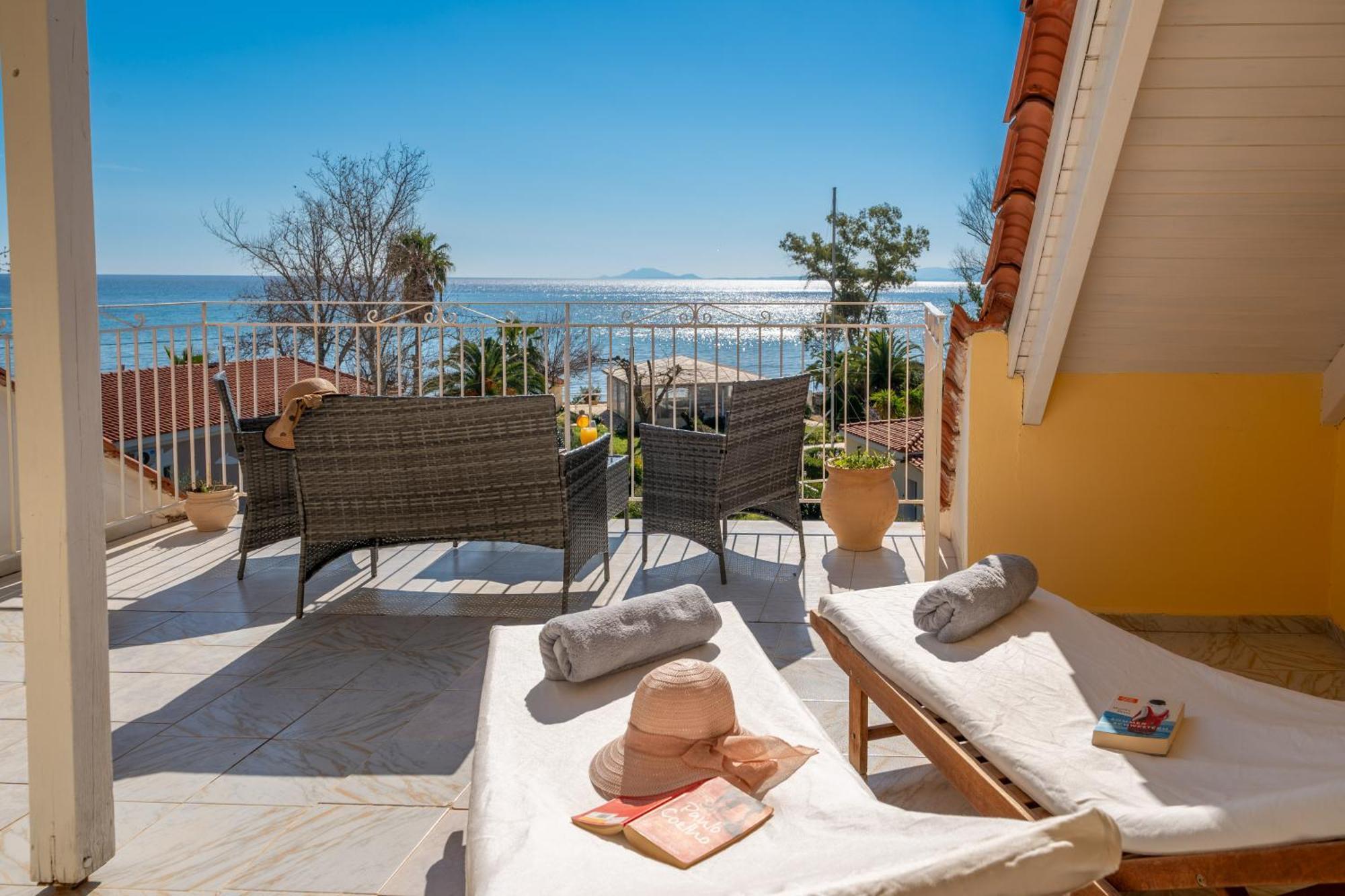 Southbank Seafront Apartments Katelios Bagian luar foto