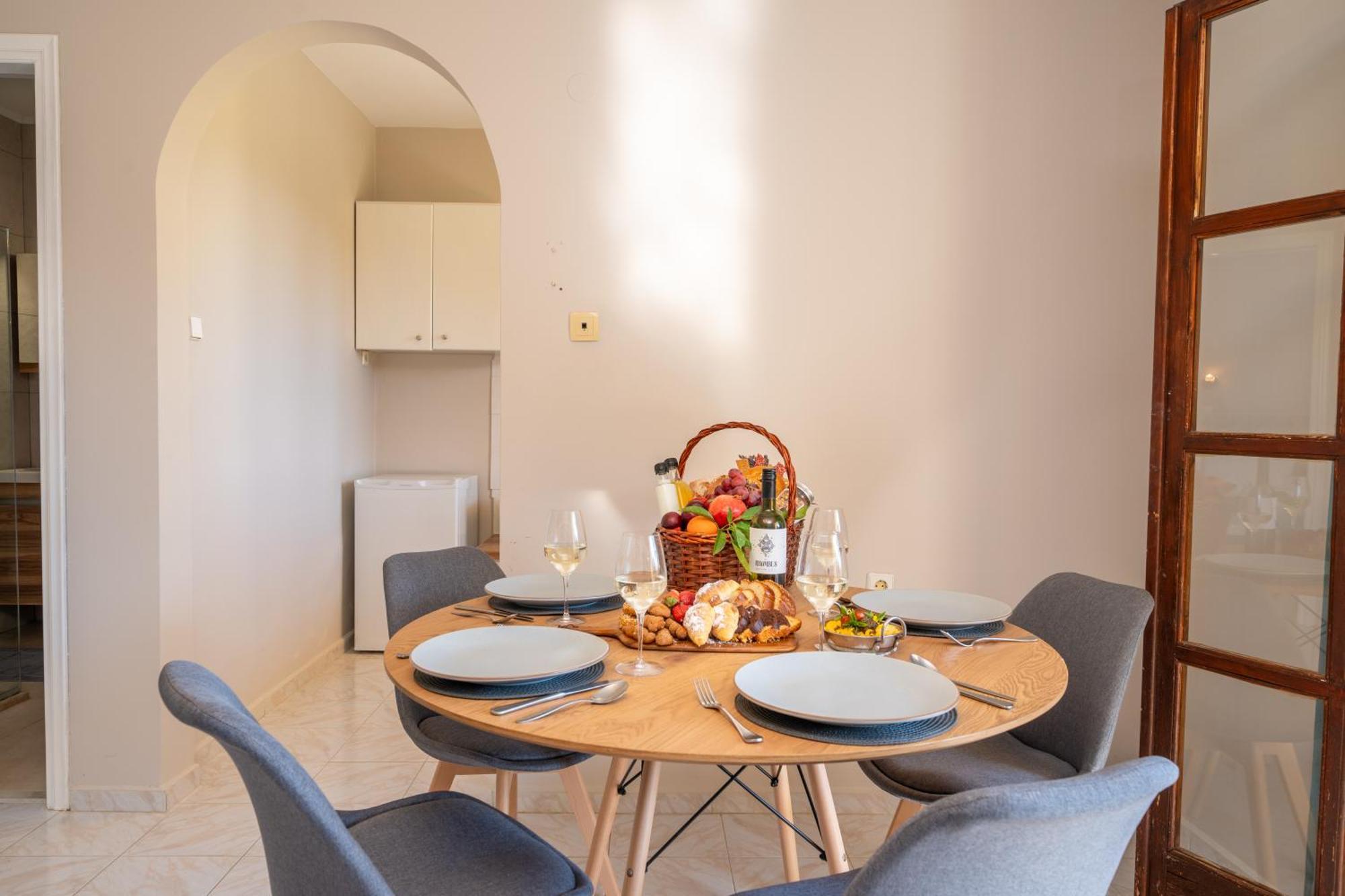 Southbank Seafront Apartments Katelios Bagian luar foto