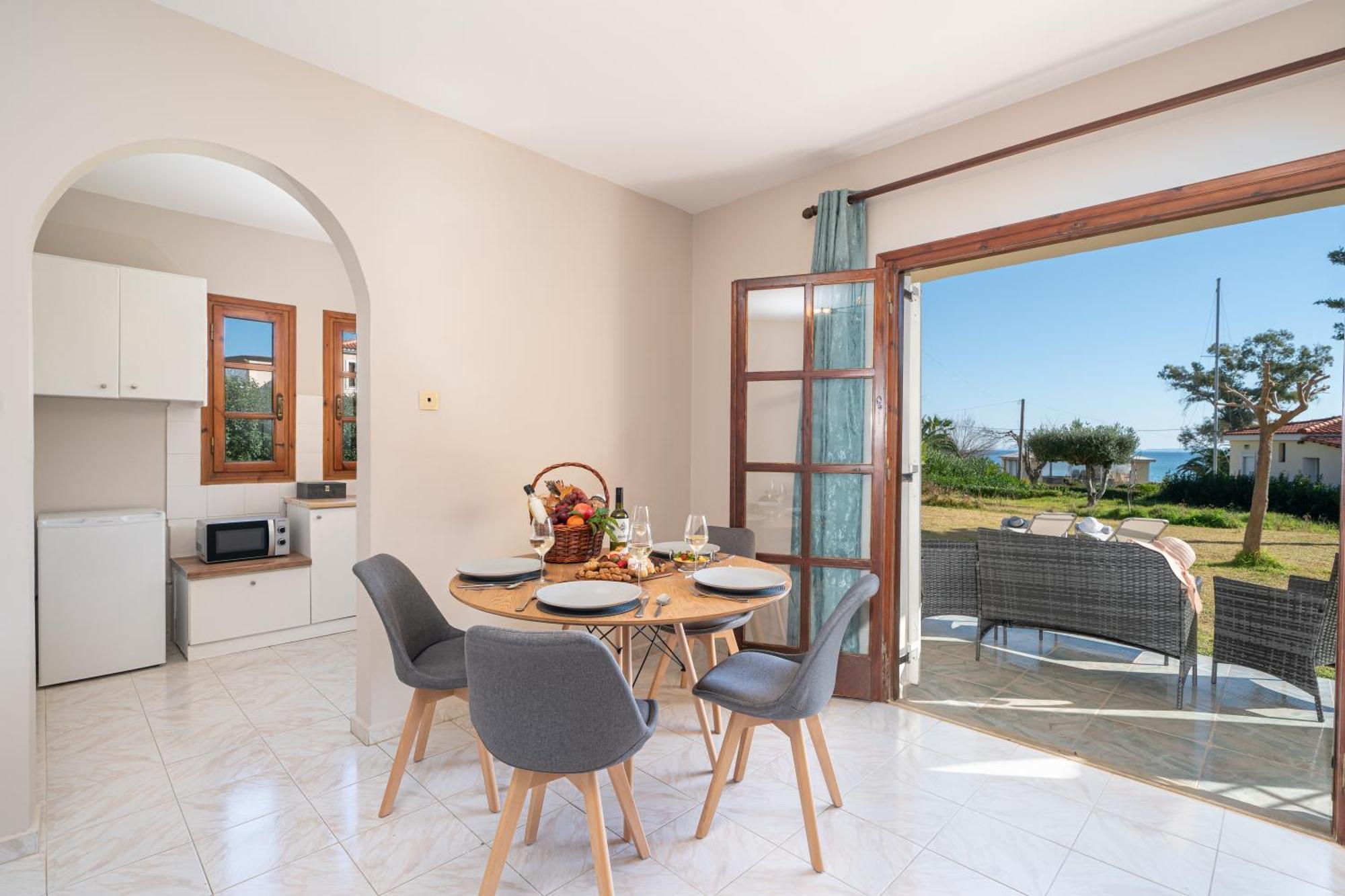 Southbank Seafront Apartments Katelios Bagian luar foto