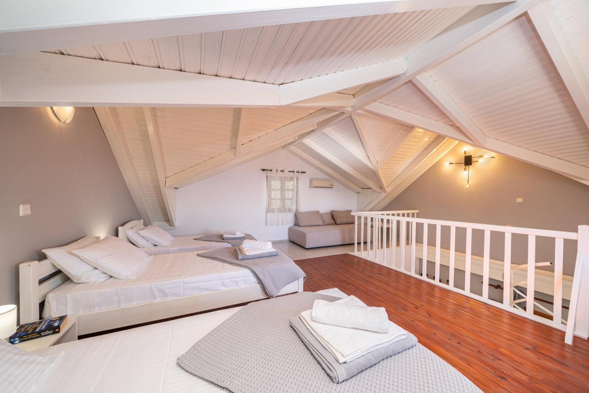 Southbank Seafront Apartments Katelios Bagian luar foto