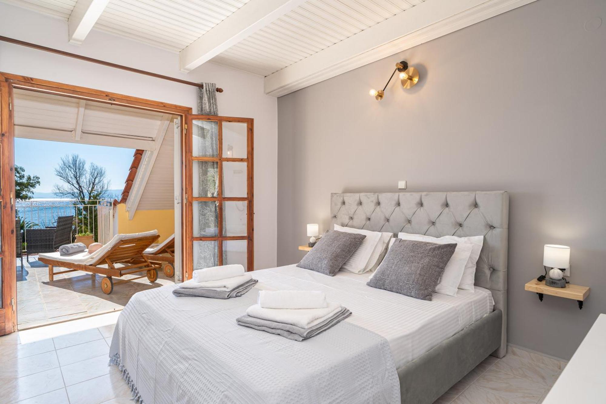 Southbank Seafront Apartments Katelios Bagian luar foto